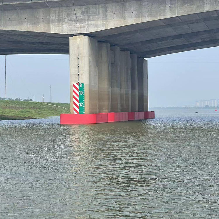 橋梁防撞設(shè)施-自浮式矩形防撞設(shè)施